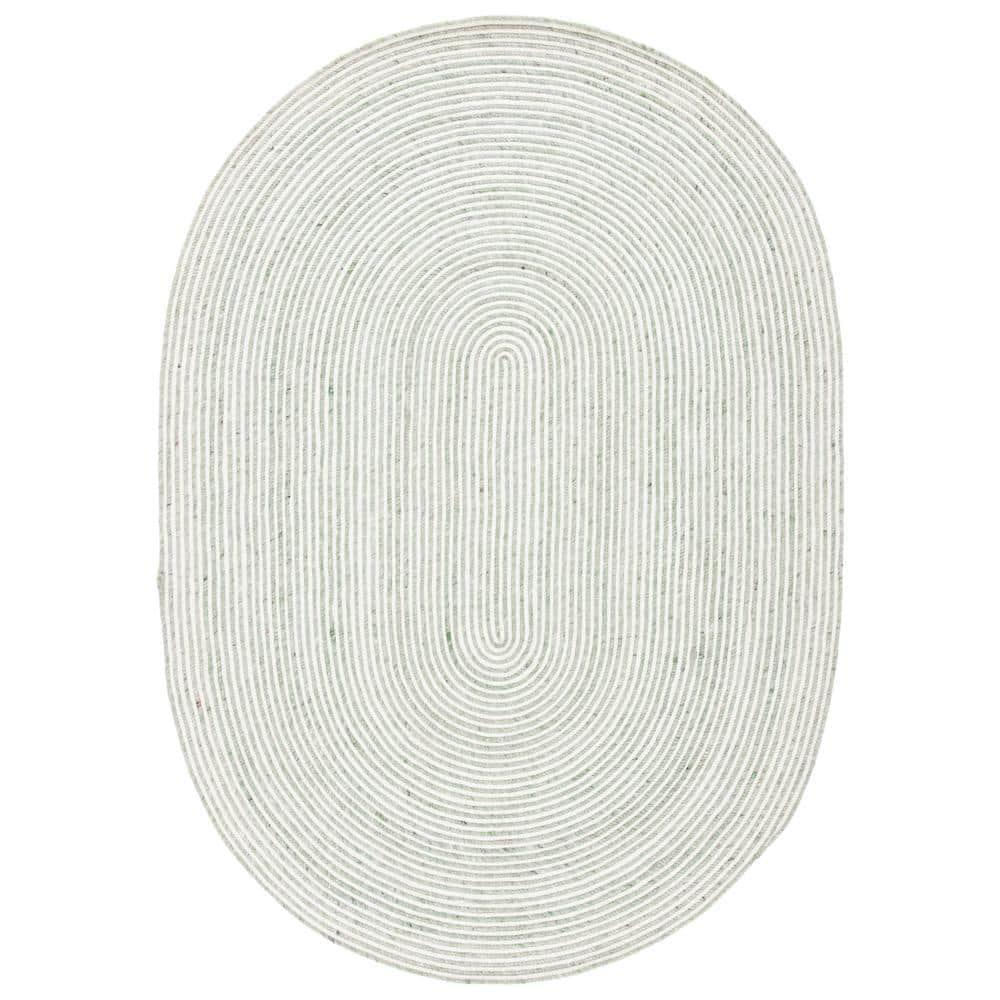 Braided BRD905 Hand Woven Area Rug - Green/Ivory - 6'x9' Oval - Safavieh.