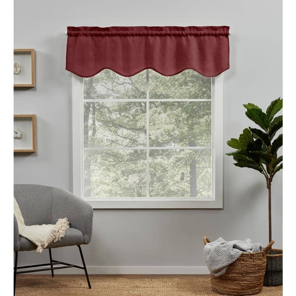 Amalgamated Textiles Exclusive Home Loha Light Filtering Rod Pocket Scalloped Valance
