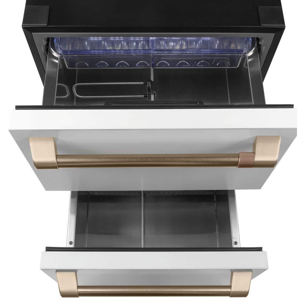 5.7 cu. ft. Undercounter Mini Fridge