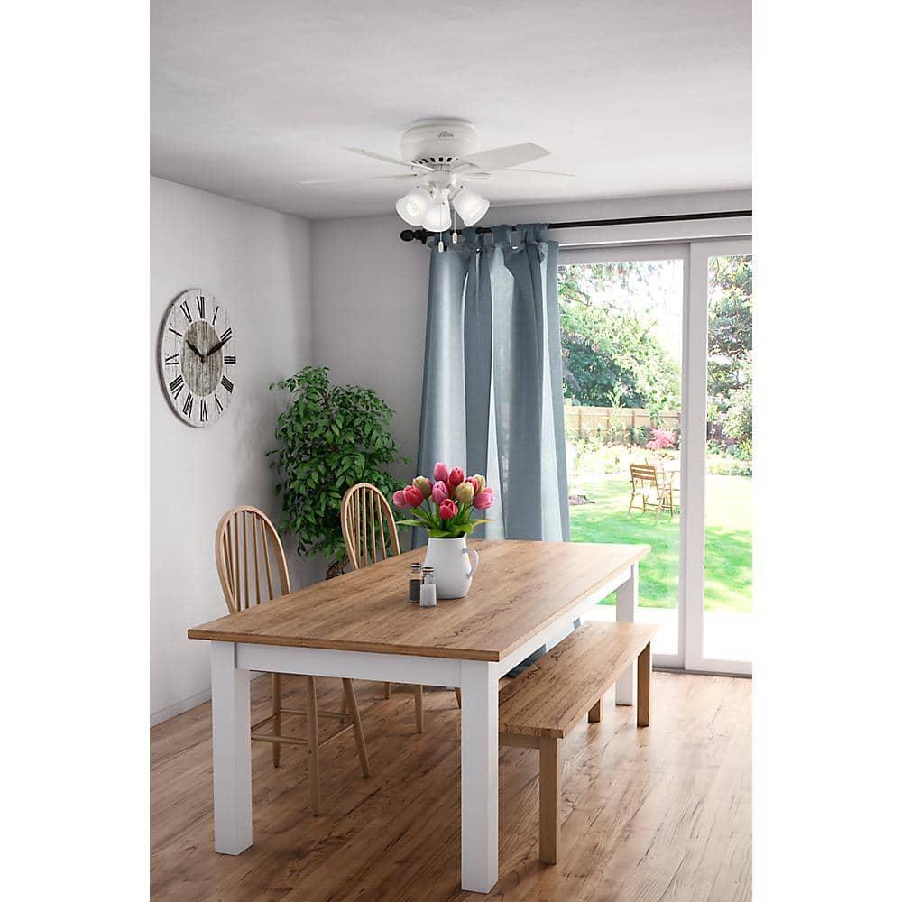Hunter Fan Newsome 42" 5 - Blade Traditional Indoor Flush Mount Ceiling Fan with Lights and Pull Chains