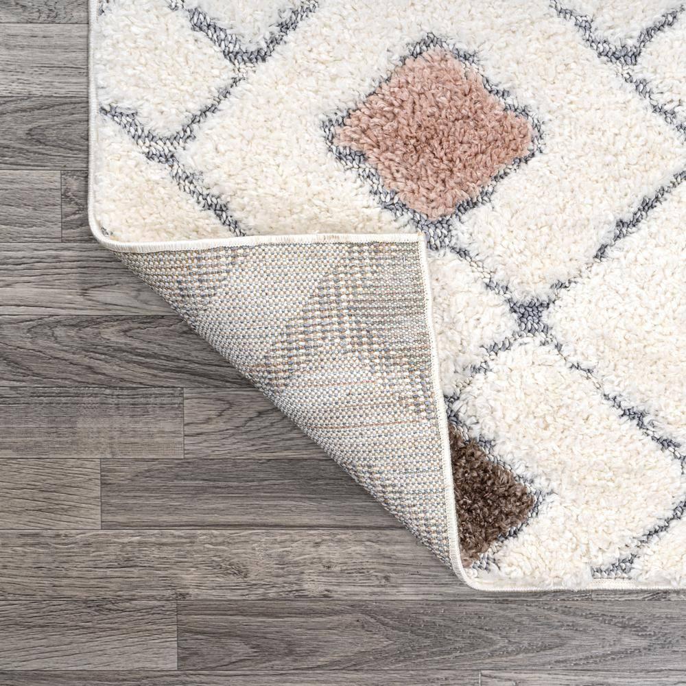 3' x 5' Astrid Retro Trellis High-Low Area Rug, Multi/Cream - JONATHAN Y