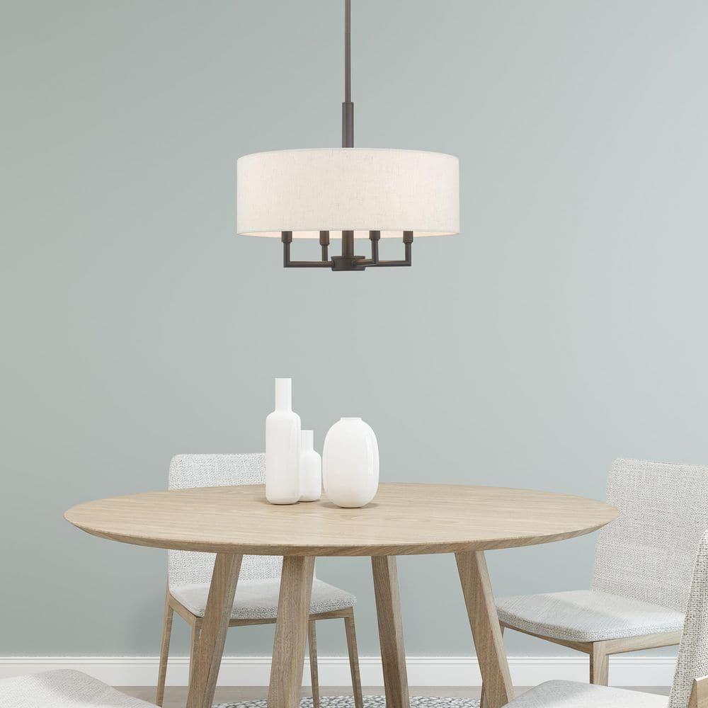 4 - Light Classic / Traditional Chandelier
