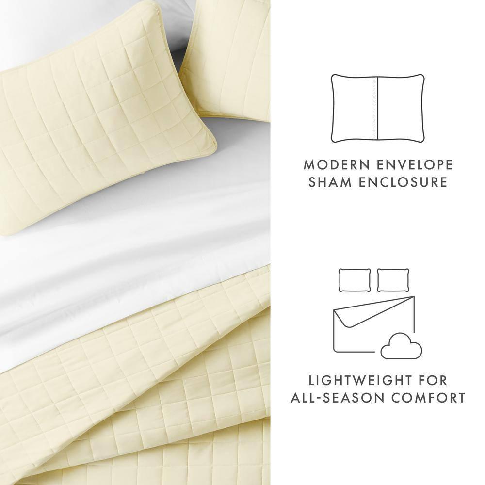 Lightweight Wrinkle Resistant Quilt Sets in Yellow Square for King Size Bedding by Comfort Canopy