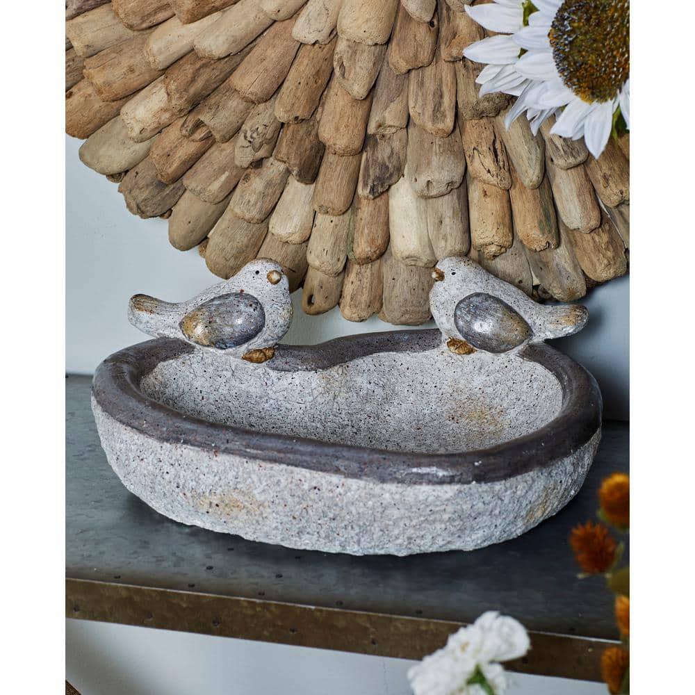DecMode 6" Indoor Outdoor Bird Garden Sculpture with Bath Bowl