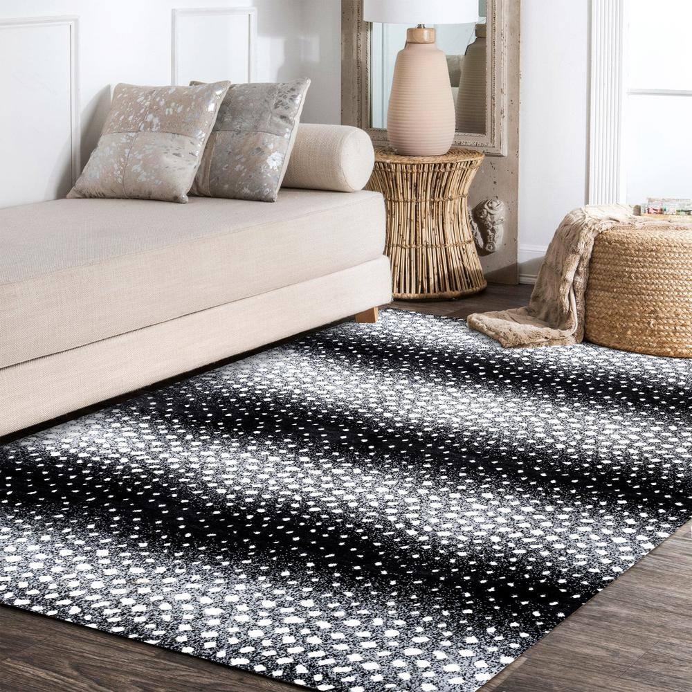 3'x 5' Antelope Modern Animal Area Rug, Black/Cream - JONATHAN Y