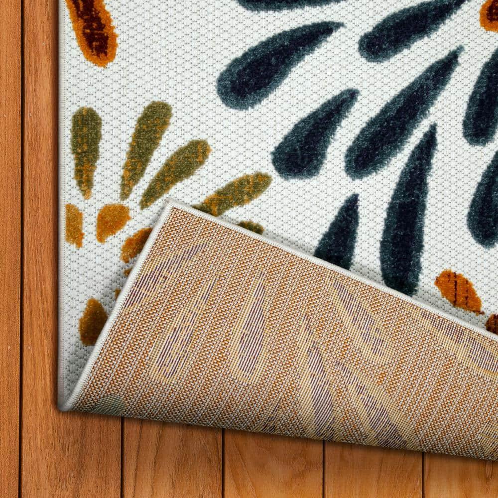 Leick Home Beam Multicolor Flower Rectangle Indoor/Outdoor Area Rug, 5'3" x 7'