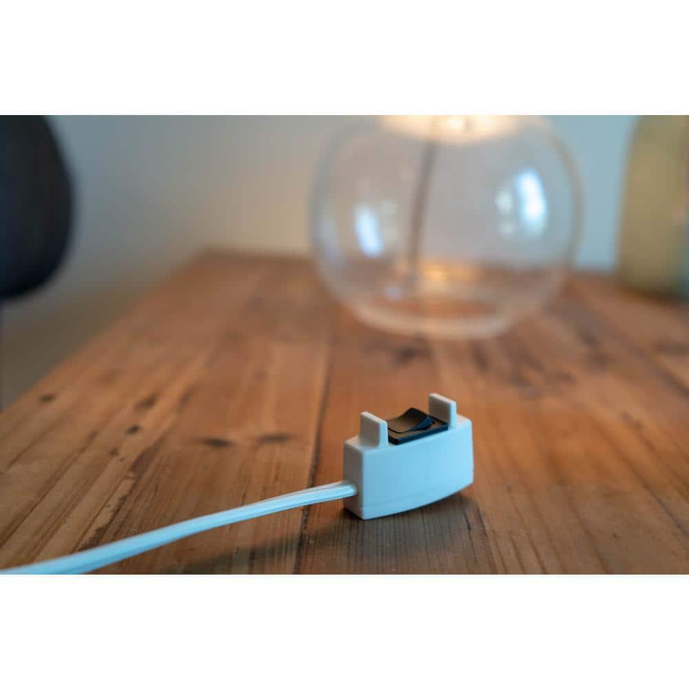Woods Easy Switch Indoor 15 ft. L White Extension Cord 16/2 SPT-2