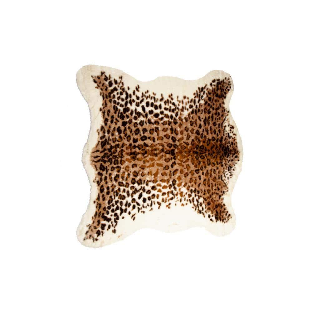 4.25 x 5 ft. Faux Hide Rug - Leopard
