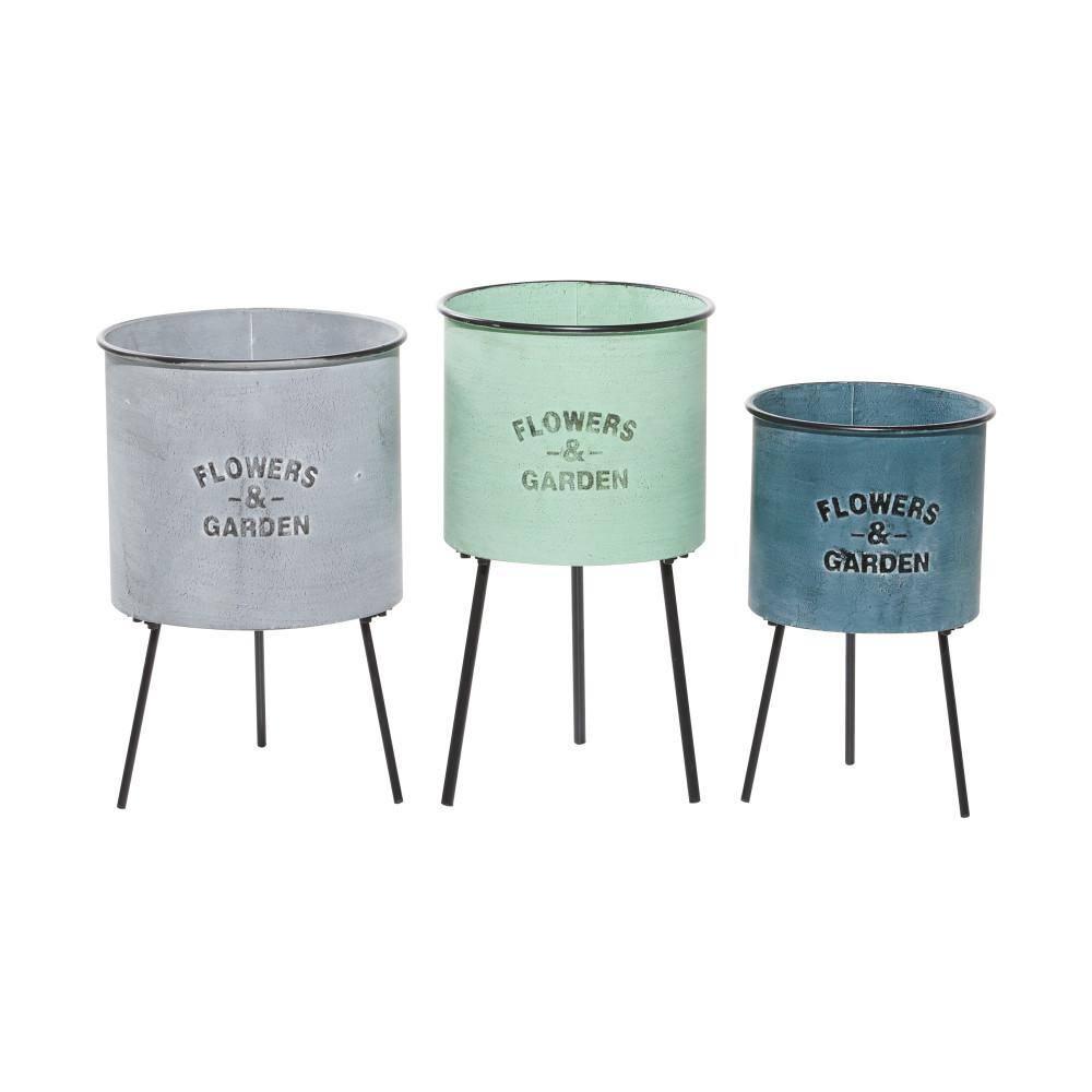 DecMode 20", 18", 16"H Indoor Outdoor Multi Colored Metal Planter with Flowers And Garden Text (3 Count)