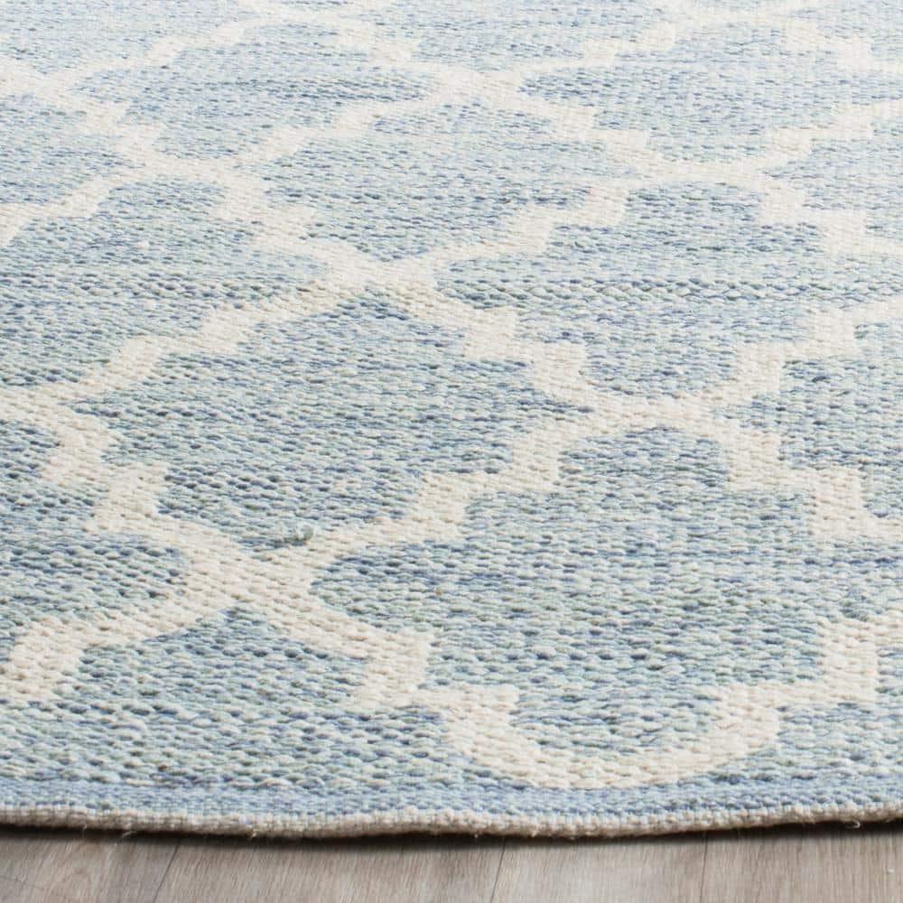Montauk MTK810 Hand Woven Indoor Accent Rug - Light Blue/Ivory - 2'6"x4' - Safavieh.