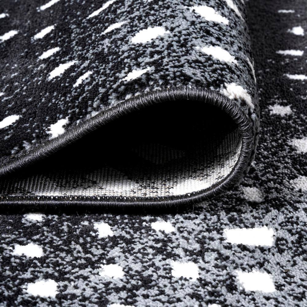 3'x 5' Antelope Modern Animal Area Rug, Black/Cream - JONATHAN Y