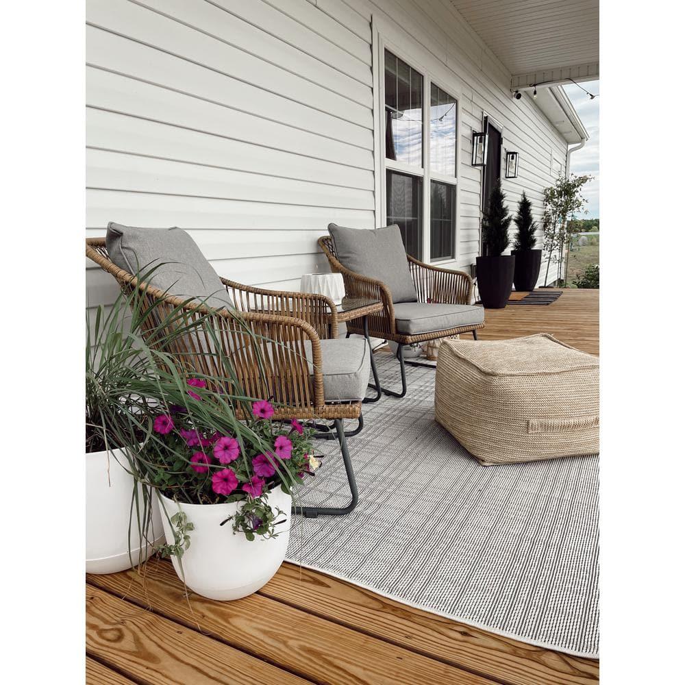Bermuda BMU802 Power Loomed Indoor/Outdoor Machine Washable Area Rug - Ivory/Light Grey - 5'3"x5'3" - Safavieh