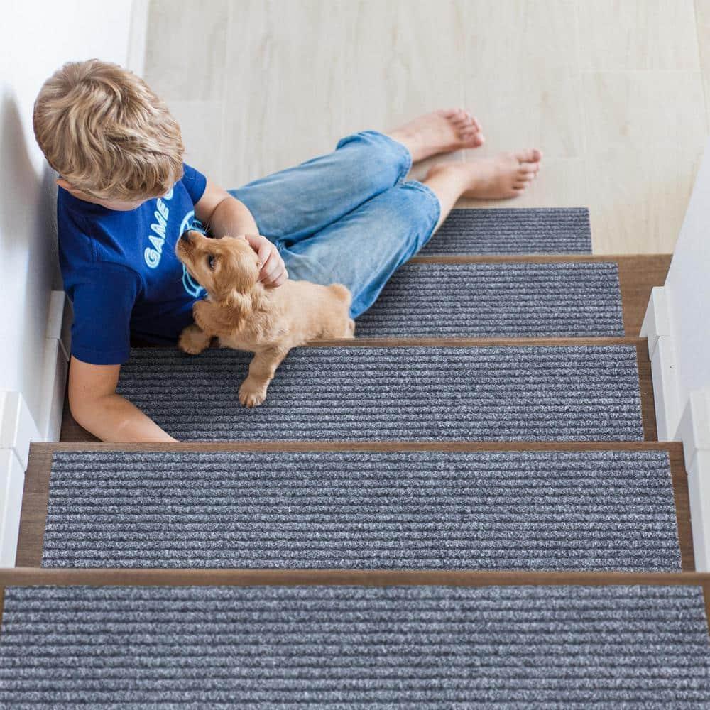 Ottomanson Non-Slip Rubberback Ribbed Design Indoor/Outdoor Stair Treads (Set of 7)