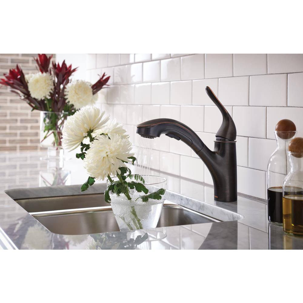 Moen Brecklyn Single-Handle Pull-Out Sprayer Kitchen Faucet with Power Clean Technology