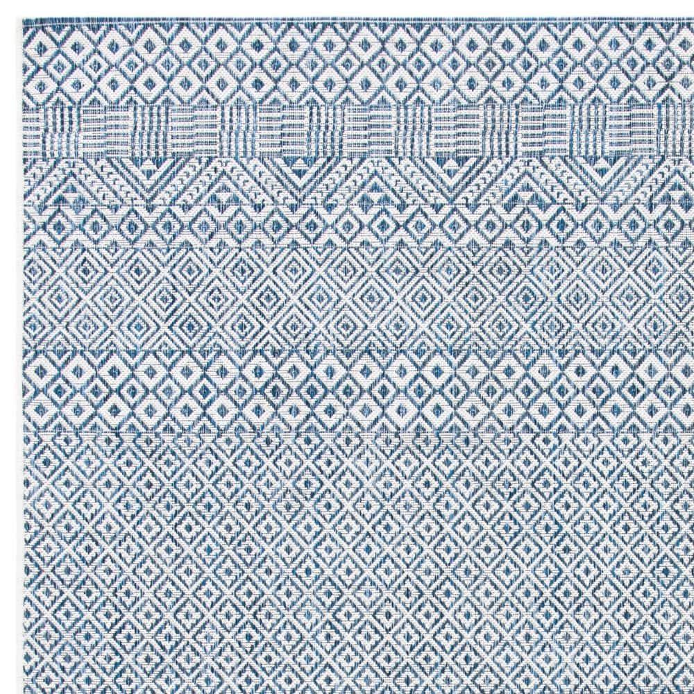Courtyard CY8235 Power Loomed Indoor and Outdoor Area Rug - Blue/Navy - 4'x5'7" - Safavieh