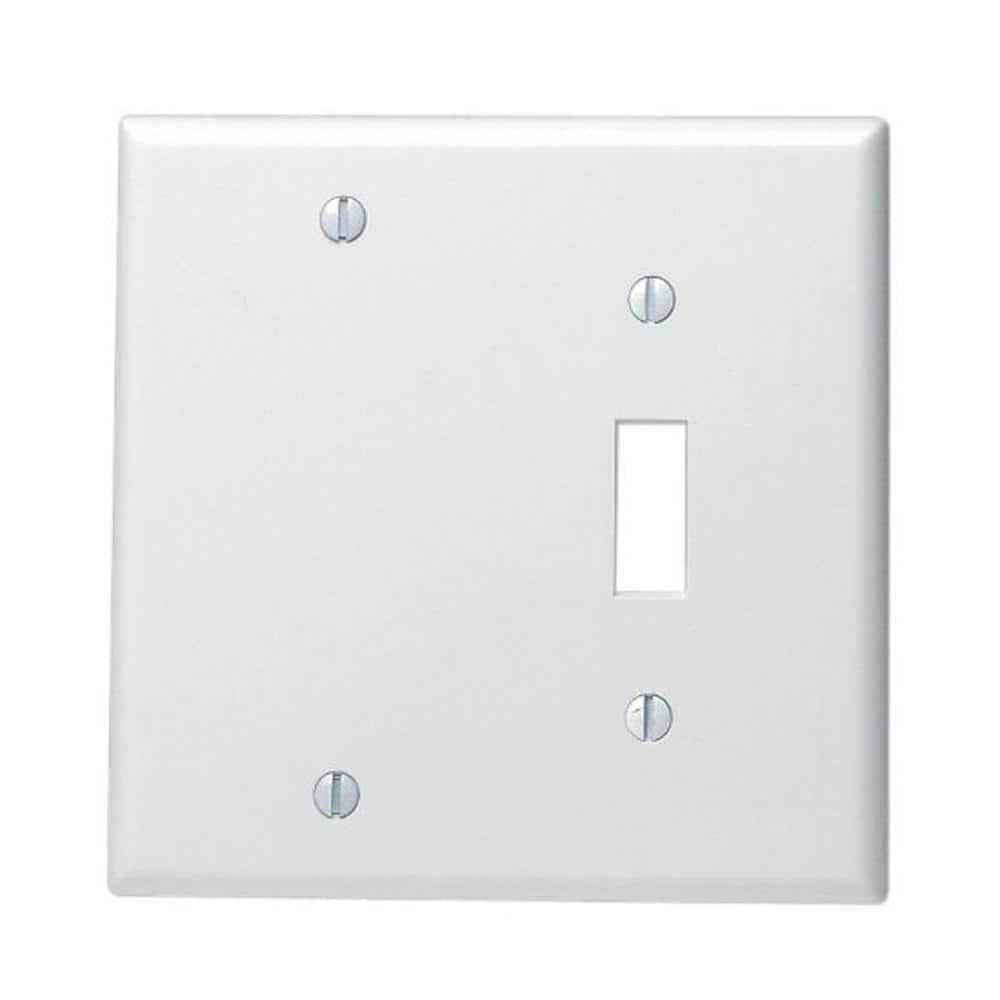 Leviton White 2 gang Thermoset Plastic Blank/Toggle Wall Plate 1 pk