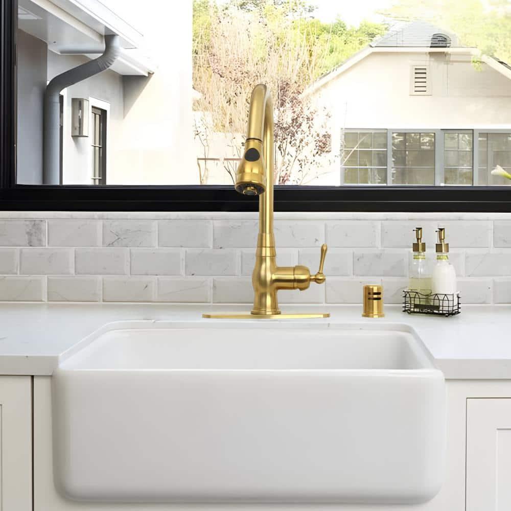 Akicon One-Handle Pull-Down Kitchen Faucet Single Level Solid Brass Kitchen Sink Faucet with Deck Plate (Brushed Gold)