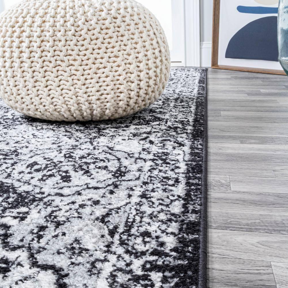 8' x 10' Modern Persian Boho Vintage Trellis Area Rug, Black/Ivory - JONATHAN Y
