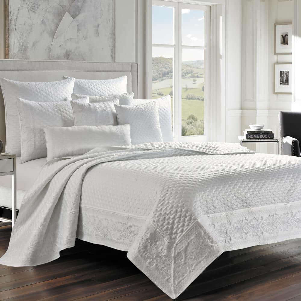 Five Queens Court Lincoln Coverlet & Reviews | Wayfair