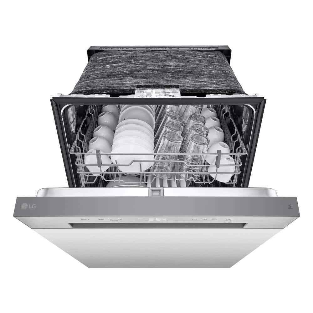 LG Front Control Dishwasher With Lodecibel Operation And Dynamic Dry