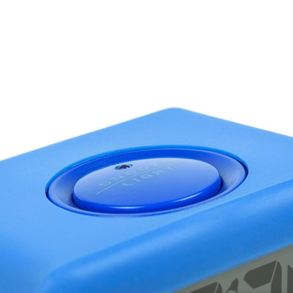 Jieluotekeji Equity By La Crosse Soft-Cube LCD Alarm Clock With Smart Light