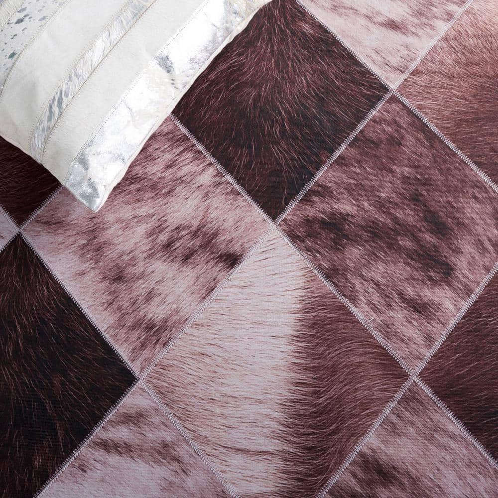 Faux Hide FAH535 Power Loomed Machine Washable Area Rug - Light Brown/Brown - 6' Round - Safavieh.