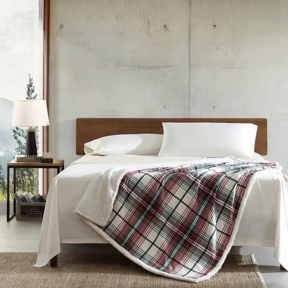 Eddie Bauer Eddie Bauer Printed Flannel/Sherpa Throw Blankets