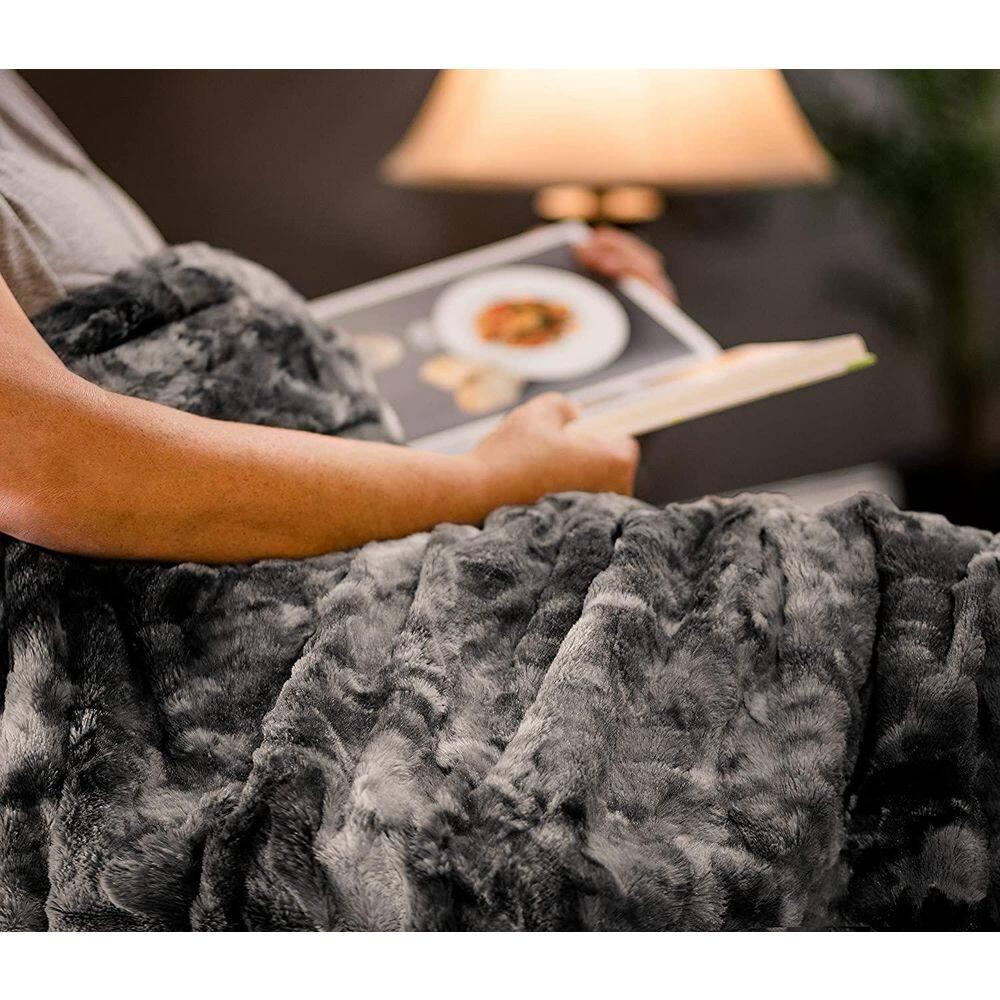 Chanasya Woven Blanket