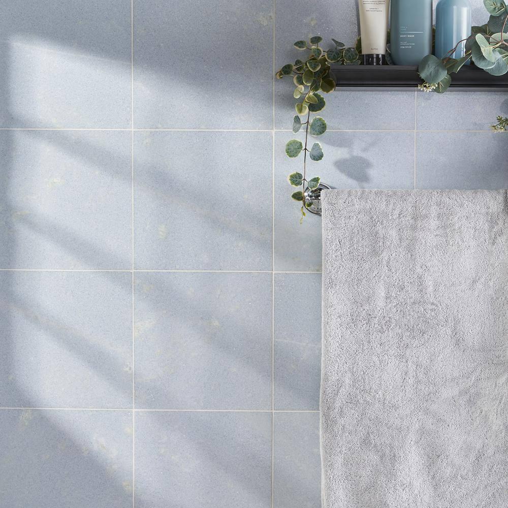 Bond Tile Raven 12 in. x 12 in. Polished Marble Floor and Wall Tile (10 Sq. Ft. / Case)