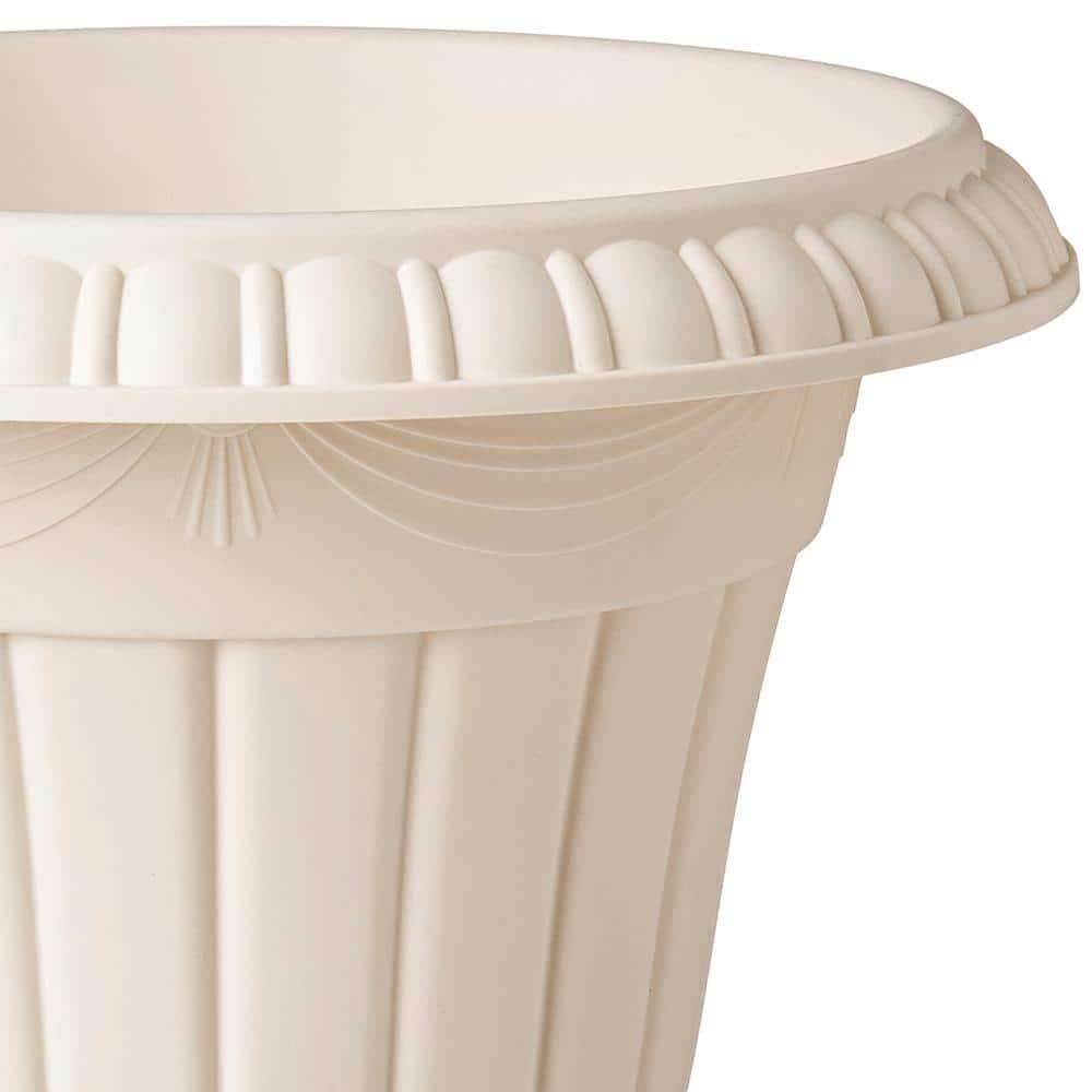 Arcadia Garden Products Urn 12.75-in W x 18-in H x White Plastic Indoor/Outdoor Planter