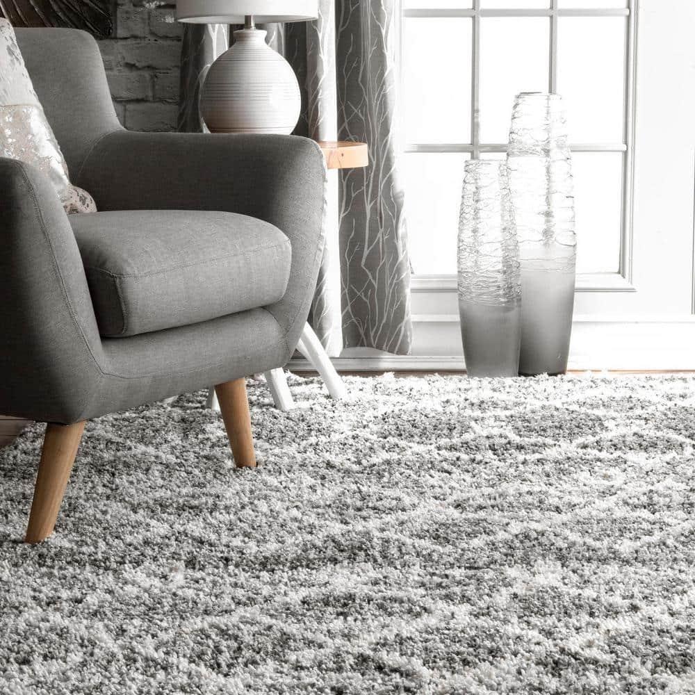 Nuloom Kristi Moroccan 3x5 Accent Shag Indoor Area Rug for Living Room Bedroom Dining Room Nursery Entryway, Grey/Ivory