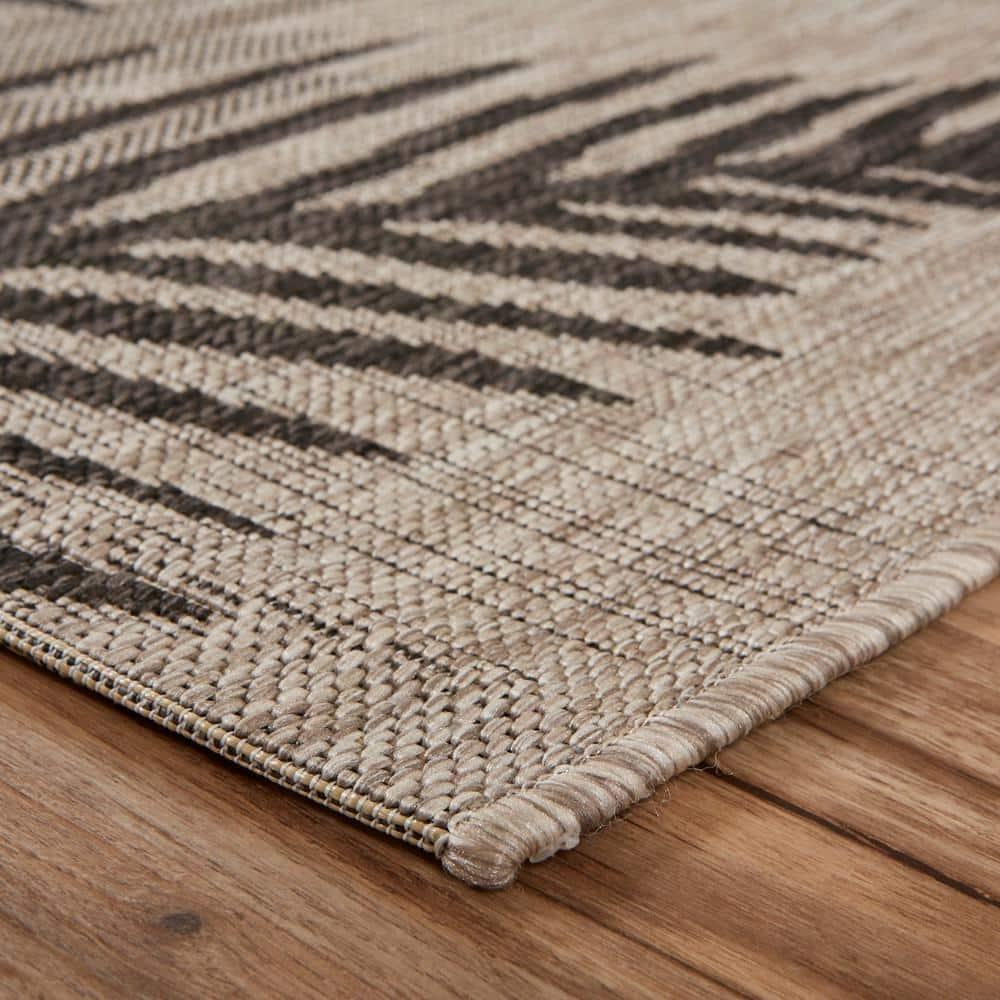 Ox Bay Carmindy 7'9" x 9'5" Black Tropical Palms Indoor/Outdoor Area Rug