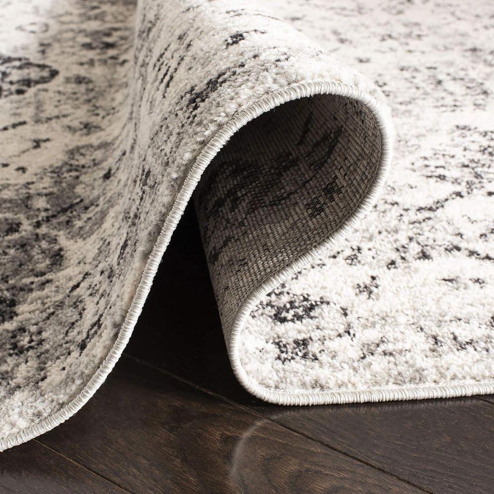 Madison MAD611 Power Loomed Indoor Area Rug - Silver/Grey - 6'7"x9'2" - Safavieh