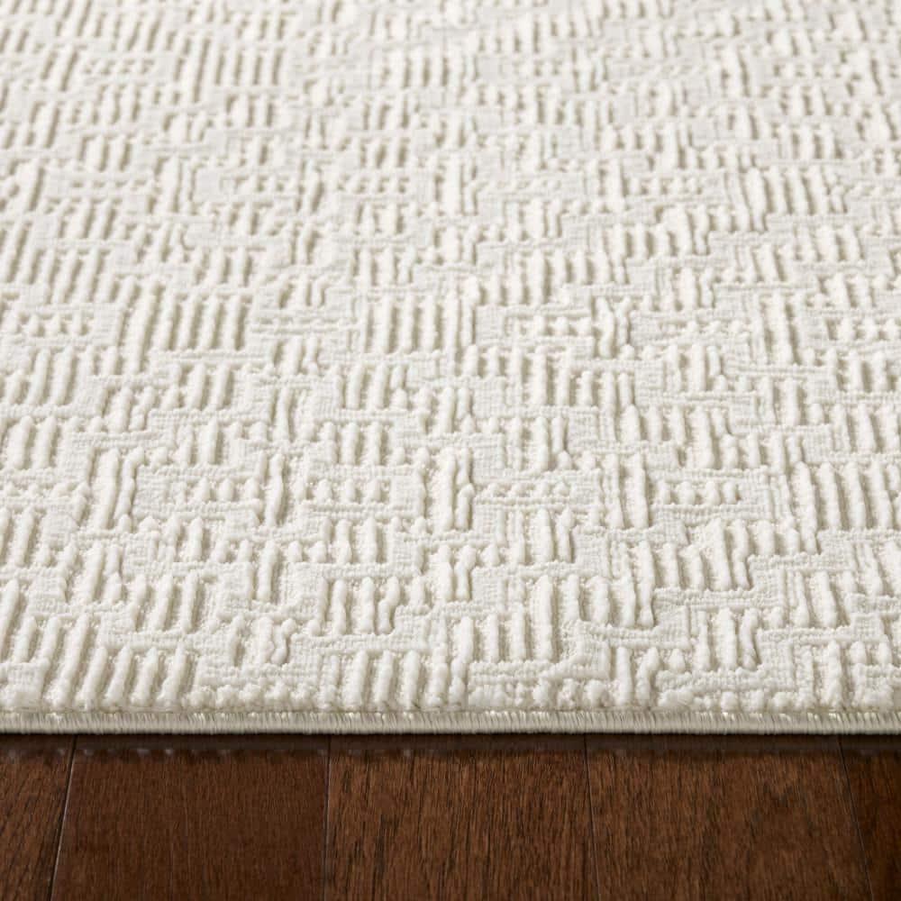 Town & Country Living TOWN & COUNTRY LUXE Tretta Modern Geo Area Rug with Plush High-Low Texture, Ivory