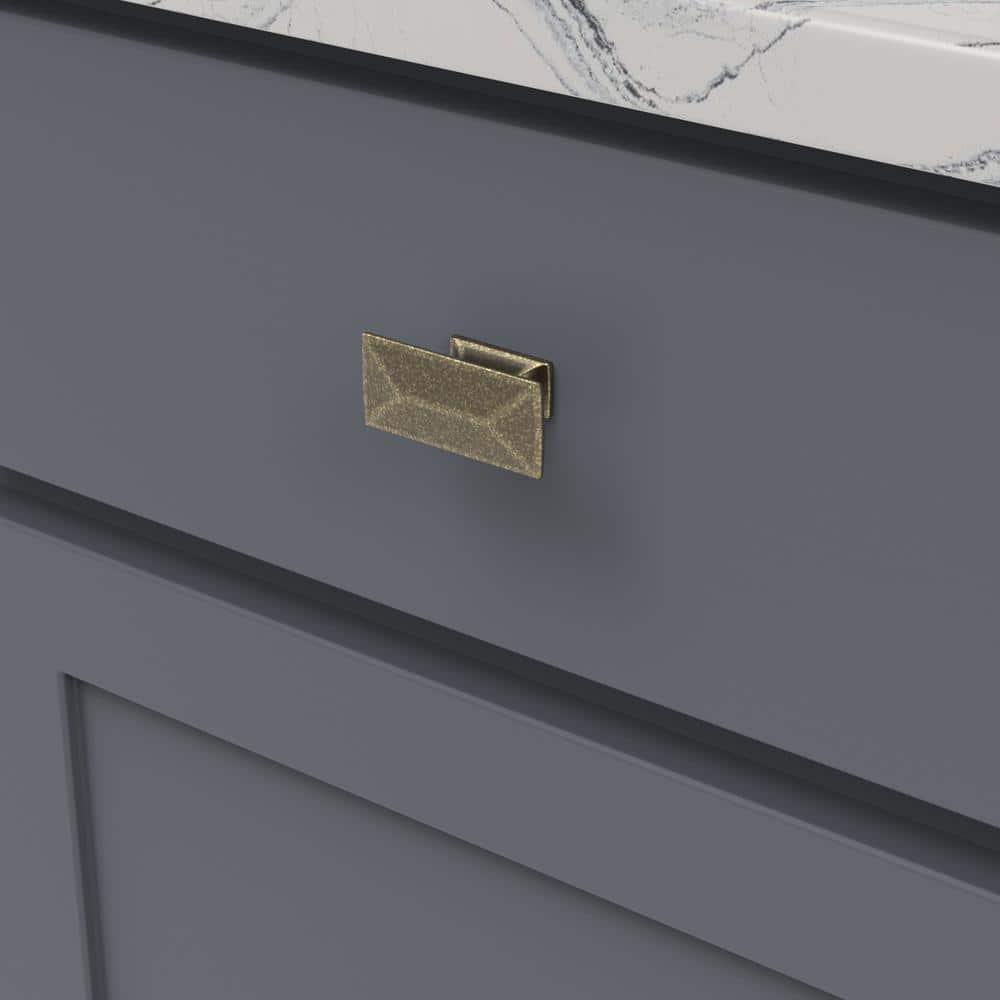 Bungalow Rectangle Knob