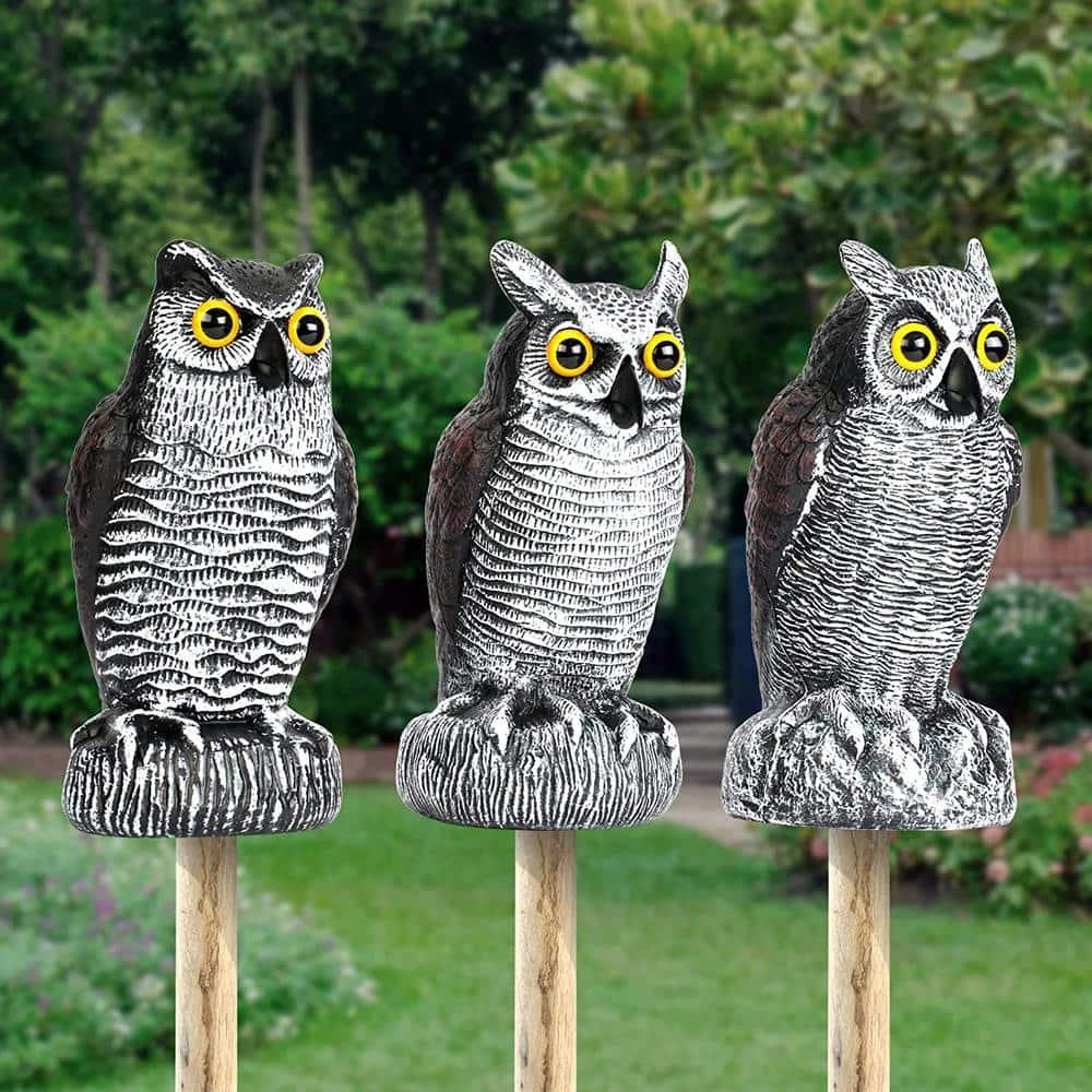 3 Pack Fake Owl Decoys to Scare Birds Away from Gardens and Patios, Lifelike Simulation Owl Bird Deterrent, Nature Enemy Scarecrow Plastic Owl Statues, Pest Repellent, Pigeon Deterrent