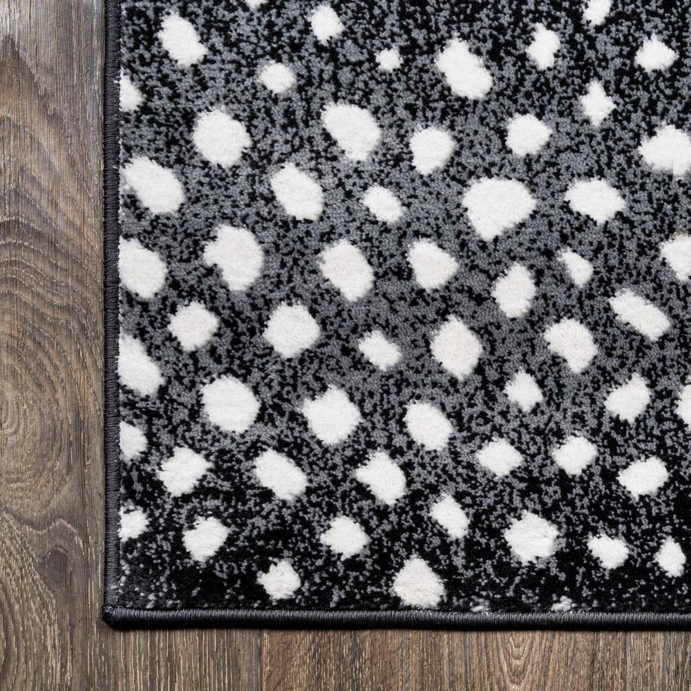 3'x 5' Antelope Modern Animal Area Rug, Black/Cream - JONATHAN Y
