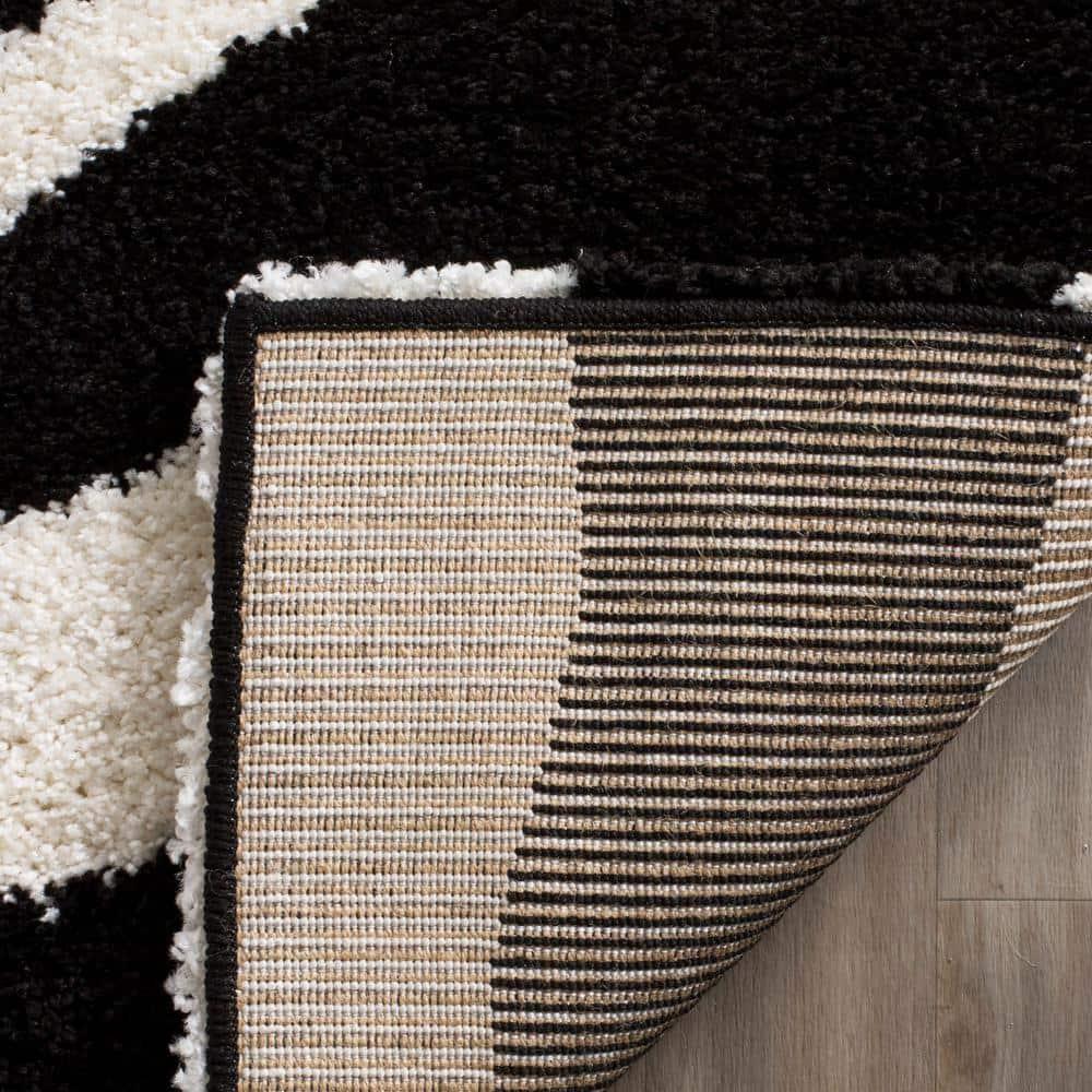 Florida Shag SG452 Power Loomed Indoor Runner Rug - Ivory/Black - 2'3"x11' - Safavieh.