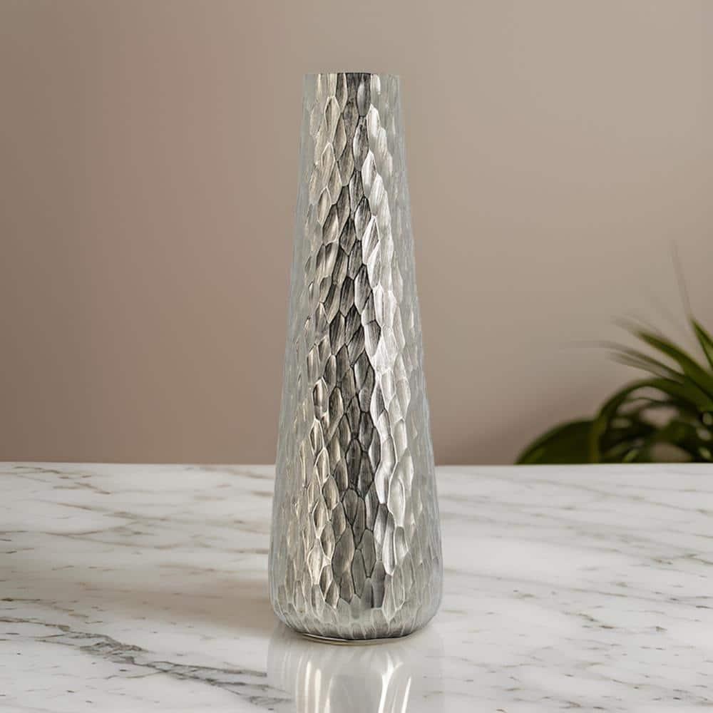 Benjara BM302673 23 in. Diamond Textured Tapered Aluminum Tall Oblong Vase, Silver