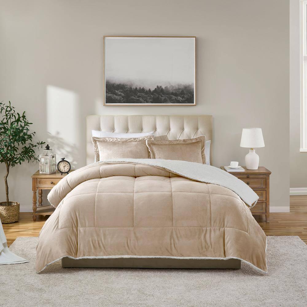 Ultra Plush Reversible Micro-Mink and Sherpa 3-Piece Comforter Set