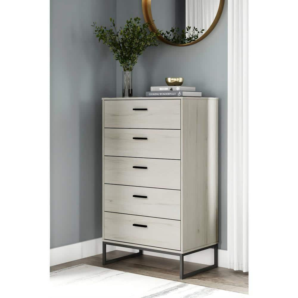 Latitude Run® Bosnjak 29.88'' W 5 - Drawer Dresser