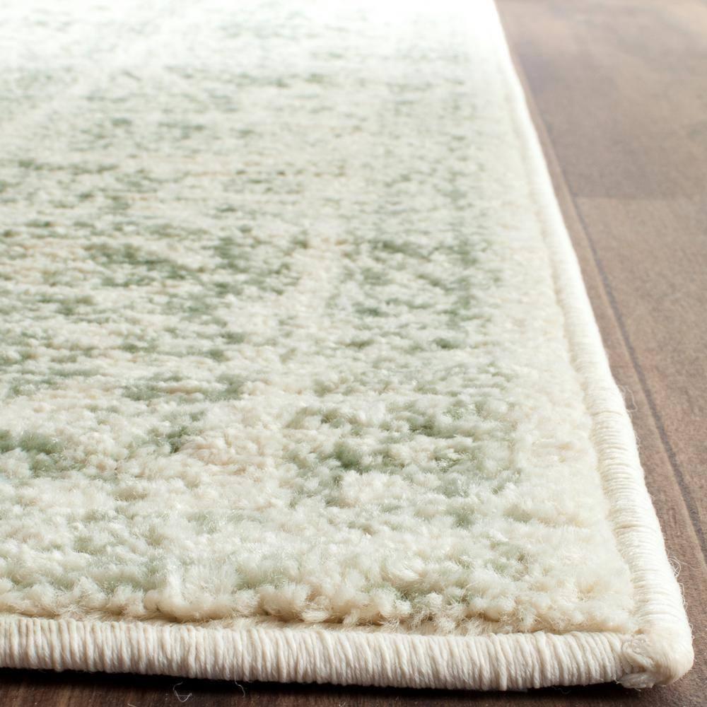 SAFAVIEH Adirondack Wyatt Distressed Area Rug, Ivory/Sage, 3' x 5'