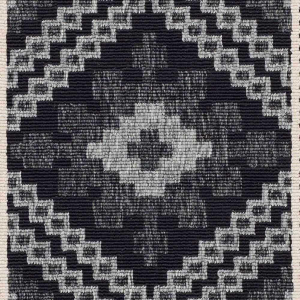 Veranda VER099 Power Loomed Indoor and Outdoor Accent Rug - Black/Creme - 2'7"x5' - Safavieh.