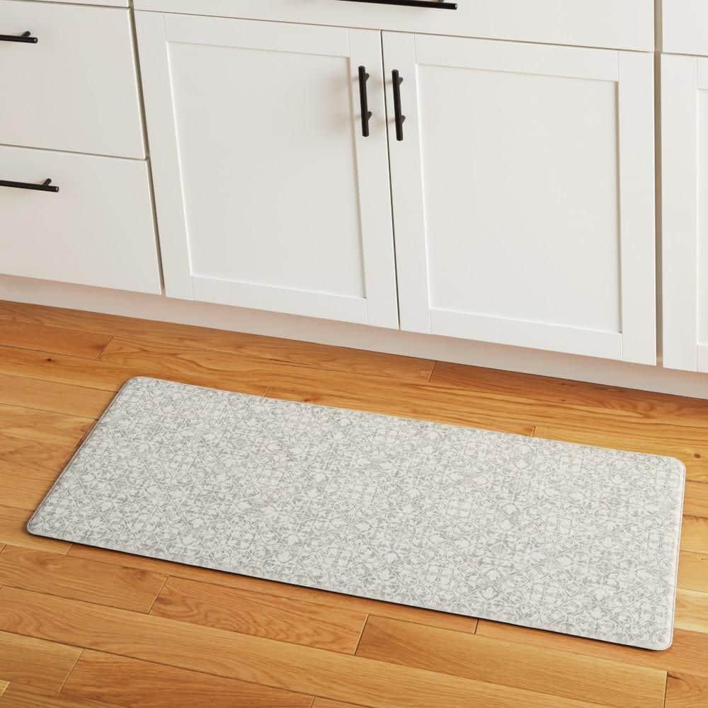 Town & Country Living TOWN & COUNTRY BASICS Comfort Plus Non-Slip Backing Vintage Medallion Tile Anti Fatigue Comfort Mat