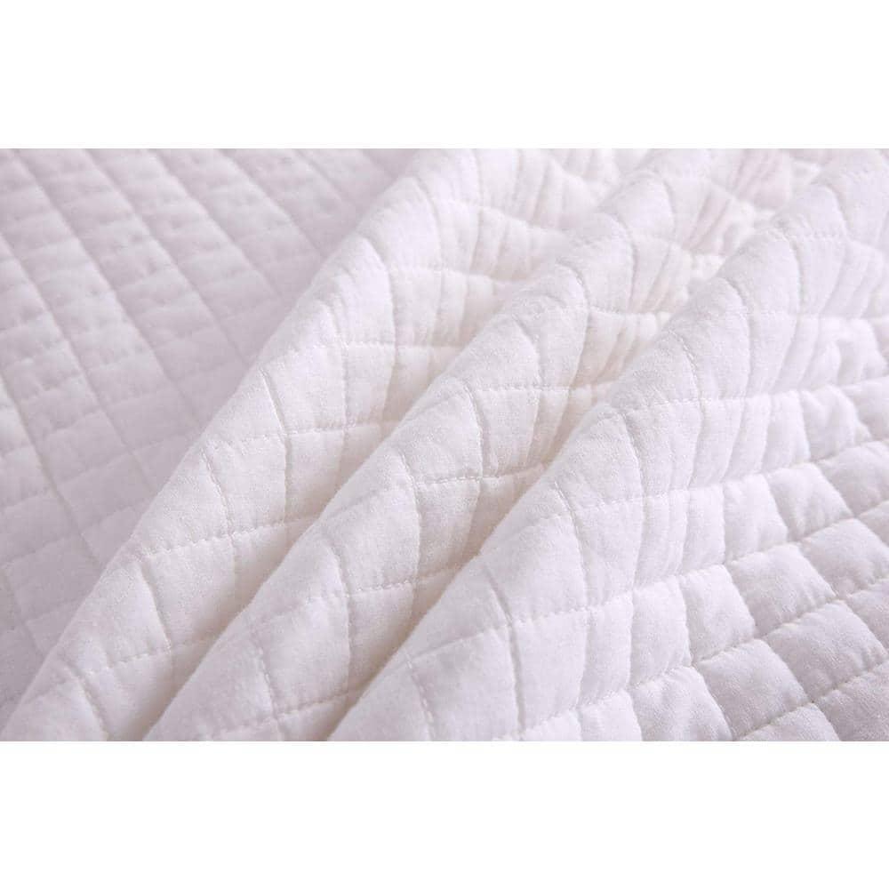 MarCielo WhiteCT Quilt Peony Cotton Geometric Shapes Quilt Set