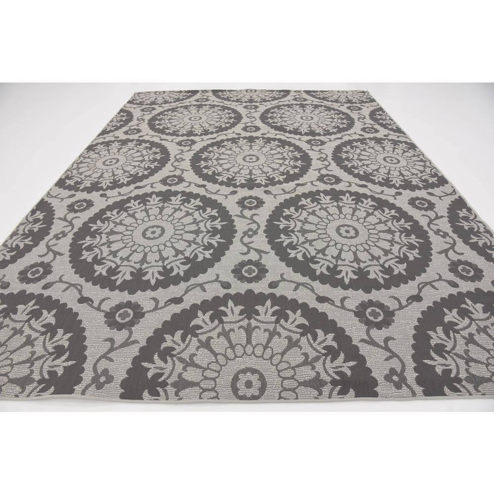 Unique Loom Outdoor Botanical Collection Area Rug - Medallion (9'  x 12' Rectangle Gray/Silver)
