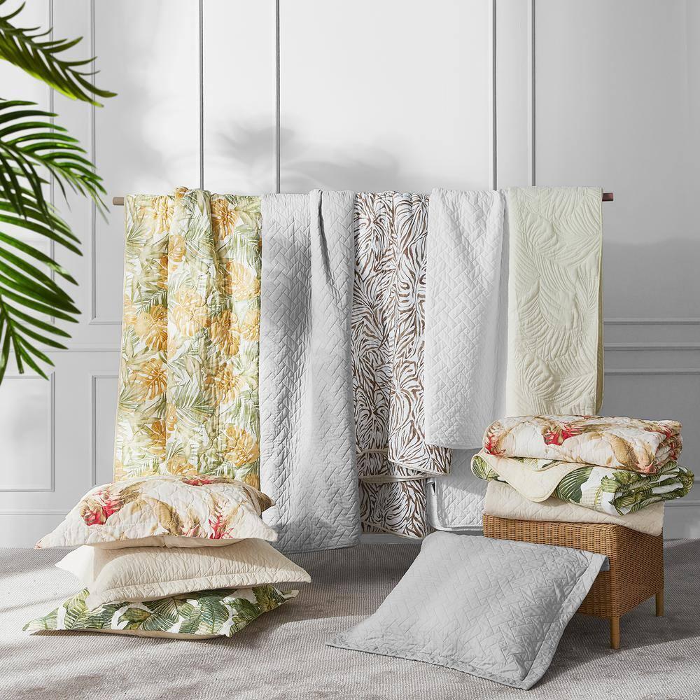 Tommy Bahama Full/Queen Fiesta Palms Quilt & Sham Set Bright Green: Botanical Pattern, Includes 2 Shams