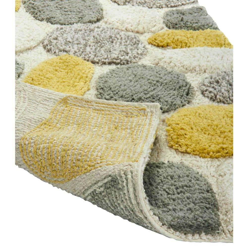 Chesapeake Plush Pebble Pattern White & Gray Polyester Bath Rug Set, 20" x 32", (2 Count)