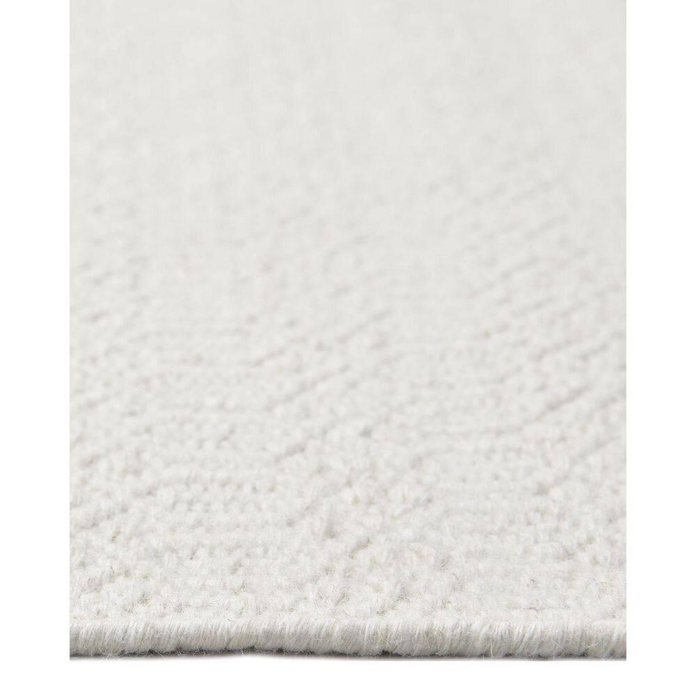 Chatham Geometric Area Rug in Ivory