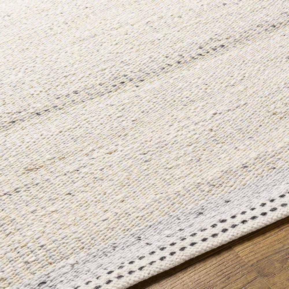 Lessie Rug